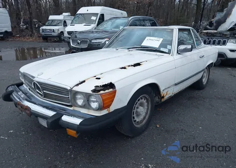 1983 Mercedes-Benz 380 Sl z USA, uszkodzony, nr VIN WDBBA45AXDB021428